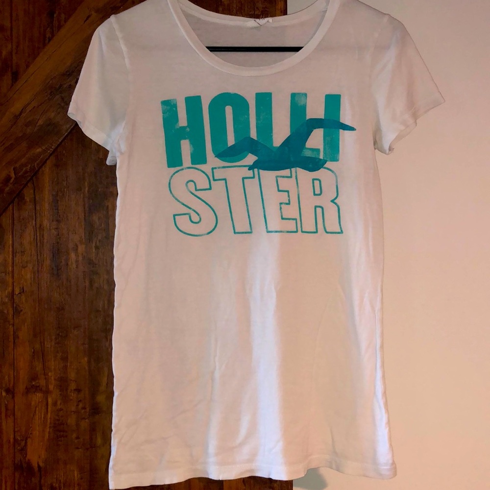 Hollister WHITE White Graphic Seagull Top